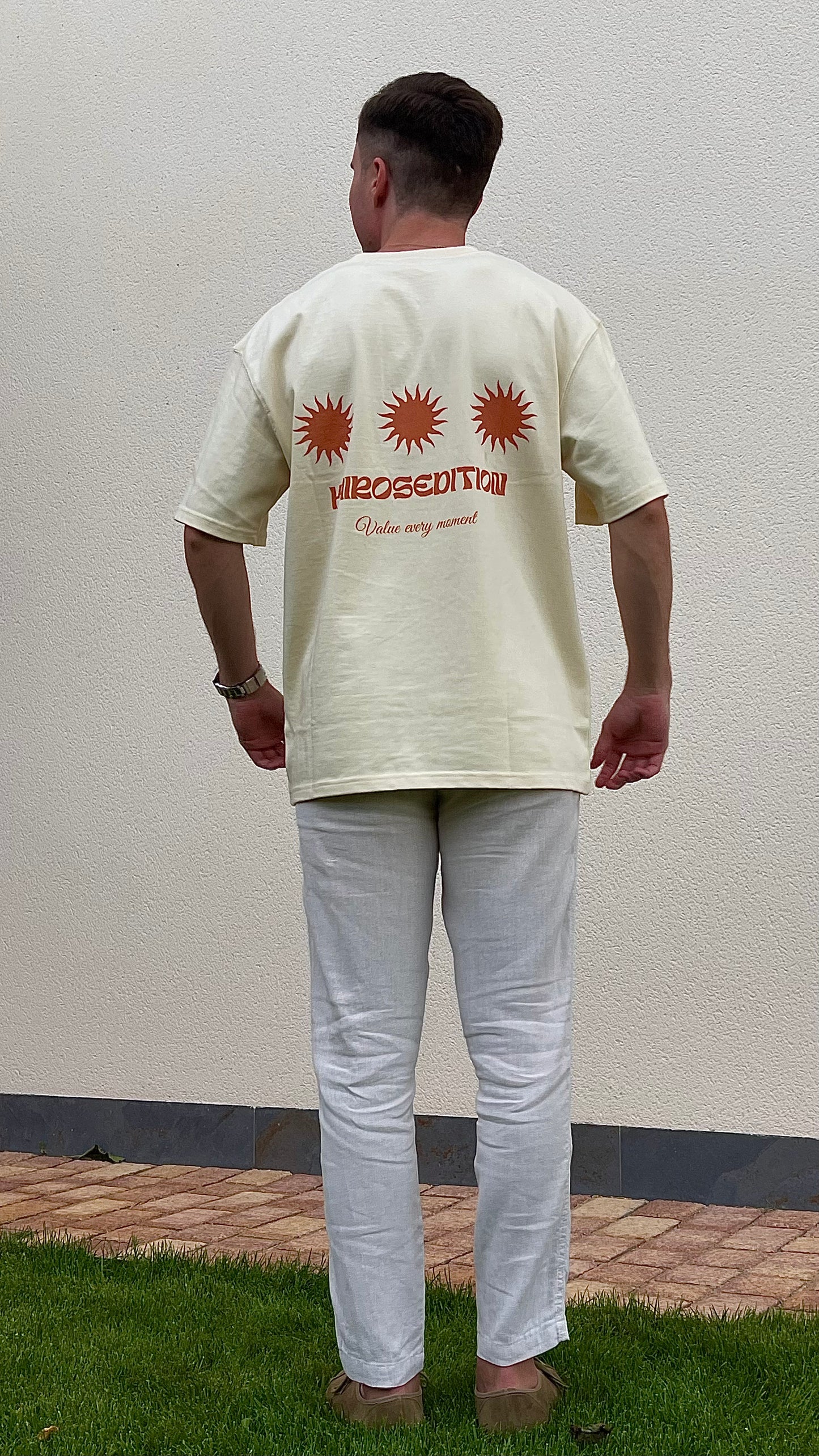 Sunrays Tee